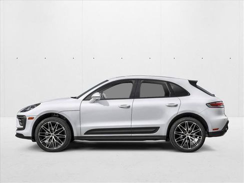 New 2026 Porsche Macan AWD/4WD image 3