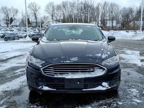 Used 2020 Ford Fusion SE image 2