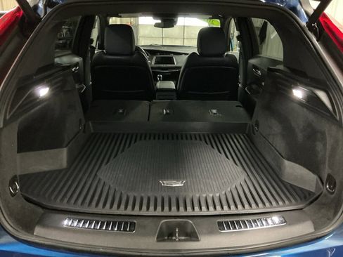 Used 2019 Cadillac XT4 Premium Luxury image 8