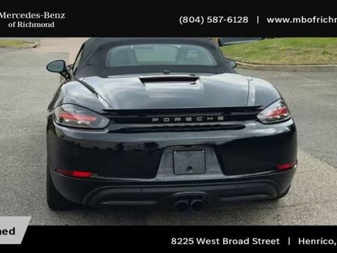 Used 2021 Porsche 718 Boxster image 9