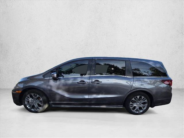 Used 2025 Honda Odyssey Touring image 9