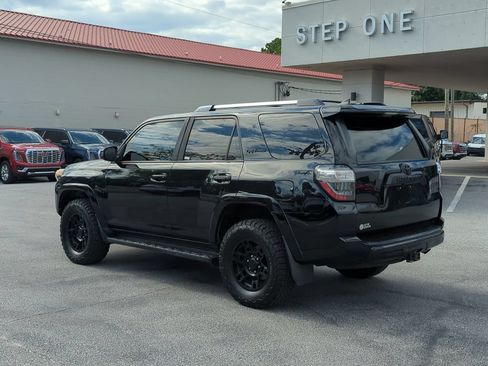 Used 2015 Toyota 4Runner TRD Pro AWD/4WD image 4