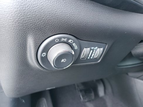 New 2026 Jeep Compass Limited image 20