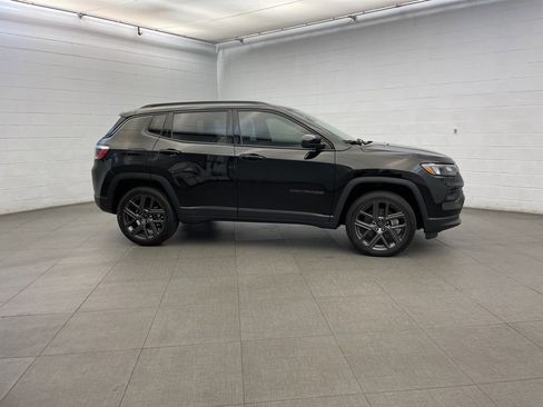 New 2026 Jeep Compass Latitude image 2