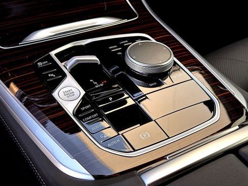 New 2026 BMW X5 xDrive40i w/ M Sport Package image 13