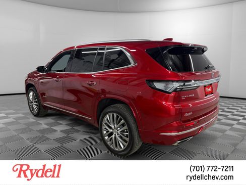 Used 2026 Buick Enclave Avenir w/ Super Cruise Package AWD/4WD image 3