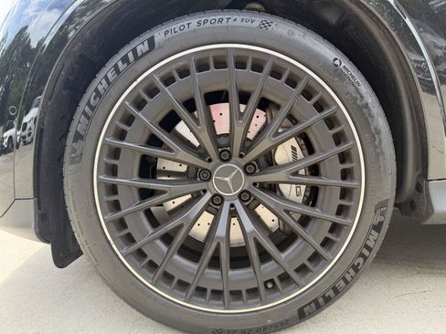Certified 2025 Mercedes-Benz GLC 43 AMG 4MATIC image 4