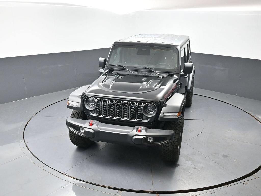 Used 2025 Jeep Wrangler Unlimited Rubicon AWD/4WD image 39