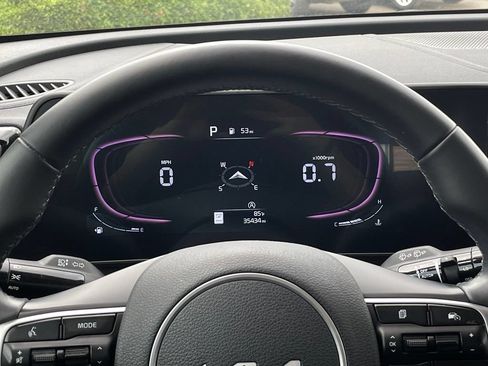 Certified 2025 Kia Sportage EX w/ Premium Package FWD image 15
