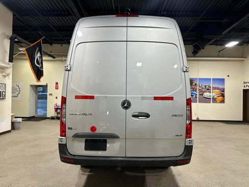 Used 2019 Mercedes-Benz Sprinter 4x4 170 image 9