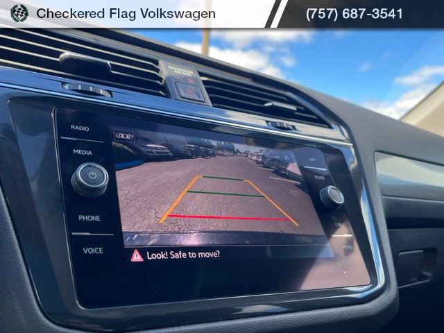 Used 2021 Volkswagen Tiguan SE w/ Panoramic Sunroof Package AWD/4WD image 40