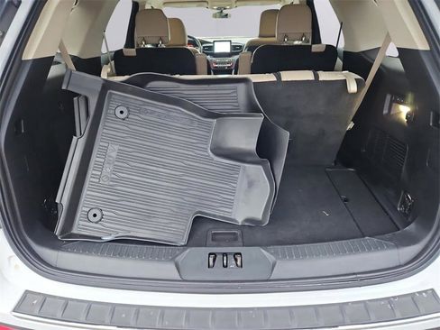 Used 2020 Ford Explorer Limited image 39