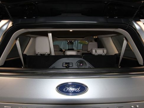 Used 2023 Ford Expedition Max Limited image 39