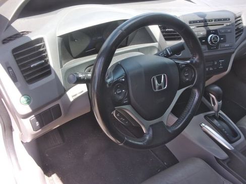 Used 2012 Honda Civic Hybrid Sedan image 10