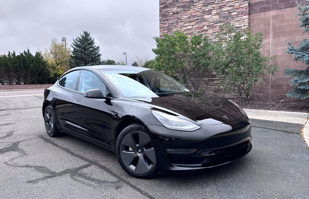 Used 2021 Tesla Model 3 Long Range AWD/4WD image 2