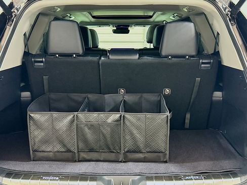 Used 2025 Toyota Grand Highlander AWD image 24