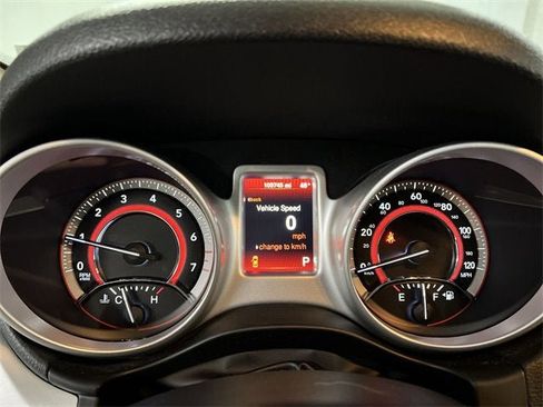 Used 2016 Dodge Journey SE w/ Flexible Seating Group image 12