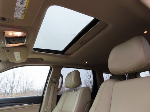 Certified 2019 Jeep Grand Cherokee Limited w/ Trailer Tow Group IV image 5