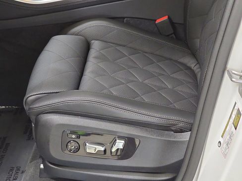 Used 2026 BMW X5 sDrive40i w/ Climate Comfort Package RWD image 28