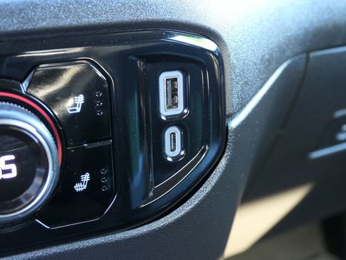 Used 2025 Chevrolet Silverado 1500 LT image 22