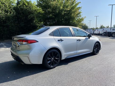 Used 2020 Toyota Corolla SE FWD image 9
