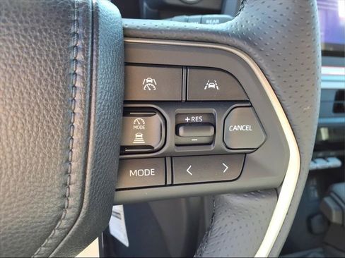 New 2025 Toyota 4Runner SR5 image 20