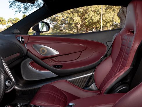 Used 2025 McLaren GTS image 27