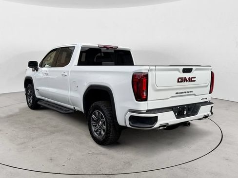 Used 2024 GMC Sierra 1500 AT4 w/ Technology Package AWD/4WD image 7