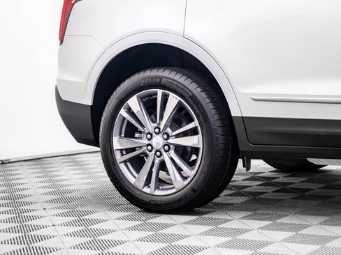 New 2025 Cadillac XT5 Premium Luxury image 33