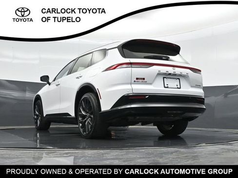 Used 2025 Toyota Crown Signia w/ Advanced Technology Package image 50