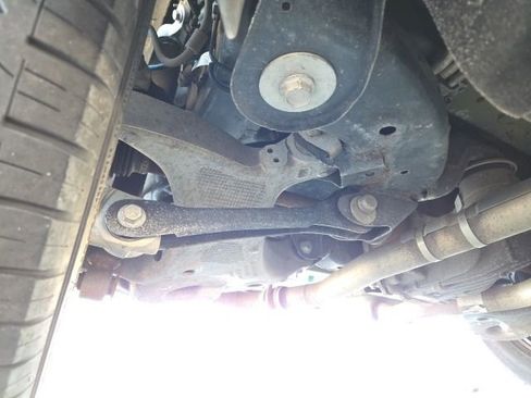 Used 2021 Ford Explorer Limited w/ Equipment Group 301A AWD/4WD image 94