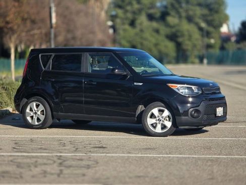Used 2019 Kia Soul image 7