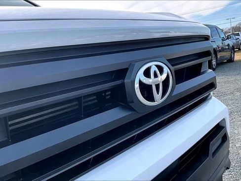 Used 2024 Toyota Tacoma SR image 30