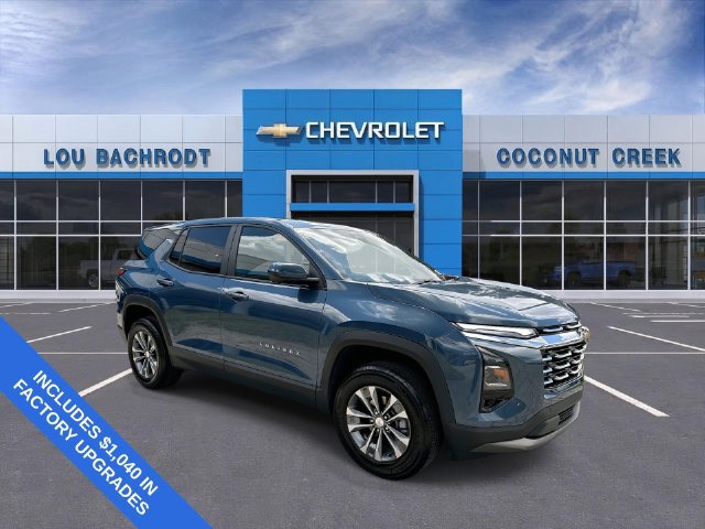 Used 2026 Chevrolet Equinox LT w/ Safety and Technology Package FWD image 2