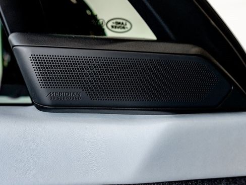 Used 2024 Land Rover Range Rover Sport Dynamic SE image 10