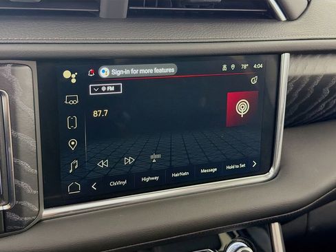 Used 2024 GMC Yukon Denali AWD/4WD image 16