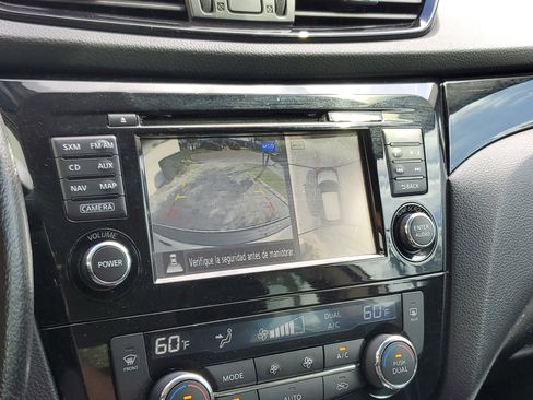 Used 2017 Nissan Rogue Sport SV w/ SV Premium Package image 25