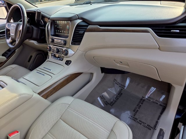 Used 2019 GMC Yukon Denali w/ Denali Ultimate Package AWD/4WD image 22