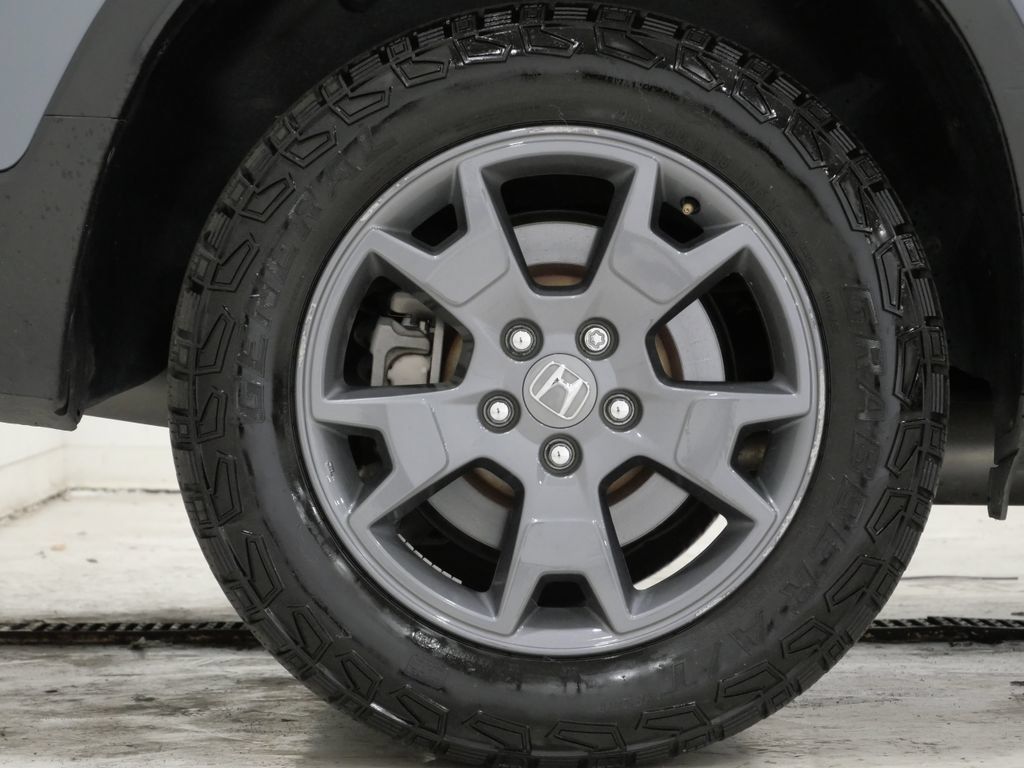 Used 2025 Honda Passport TrailSport image 10
