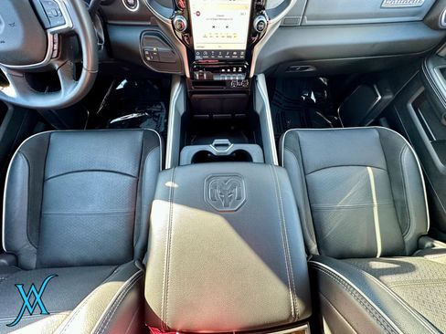 Used 2024 RAM 2500 Laramie AWD/4WD image 36