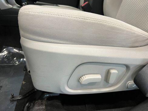 Used 2015 Subaru Forester 2.5i Premium image 13