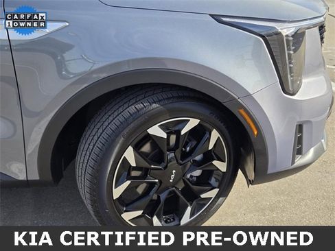 Certified 2025 Kia Sorento EX image 6