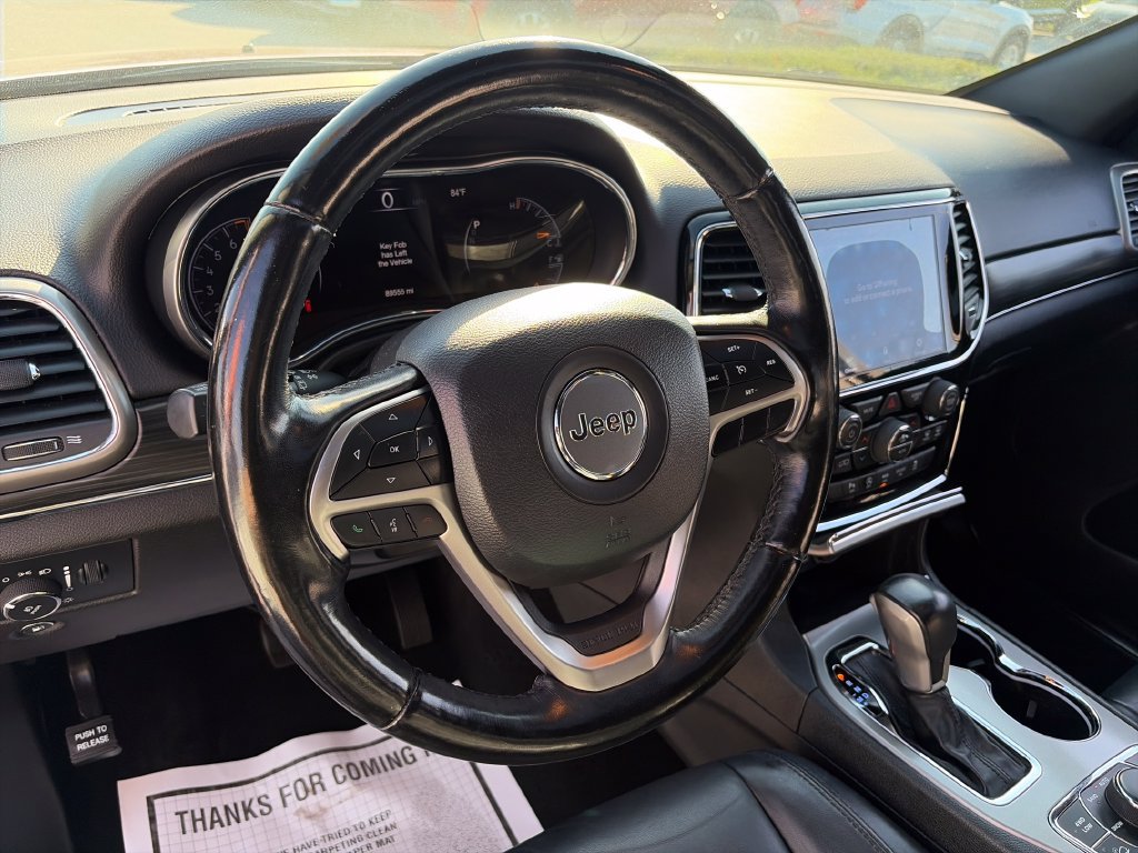 Used 2020 Jeep Grand Cherokee Limited AWD/4WD image 18