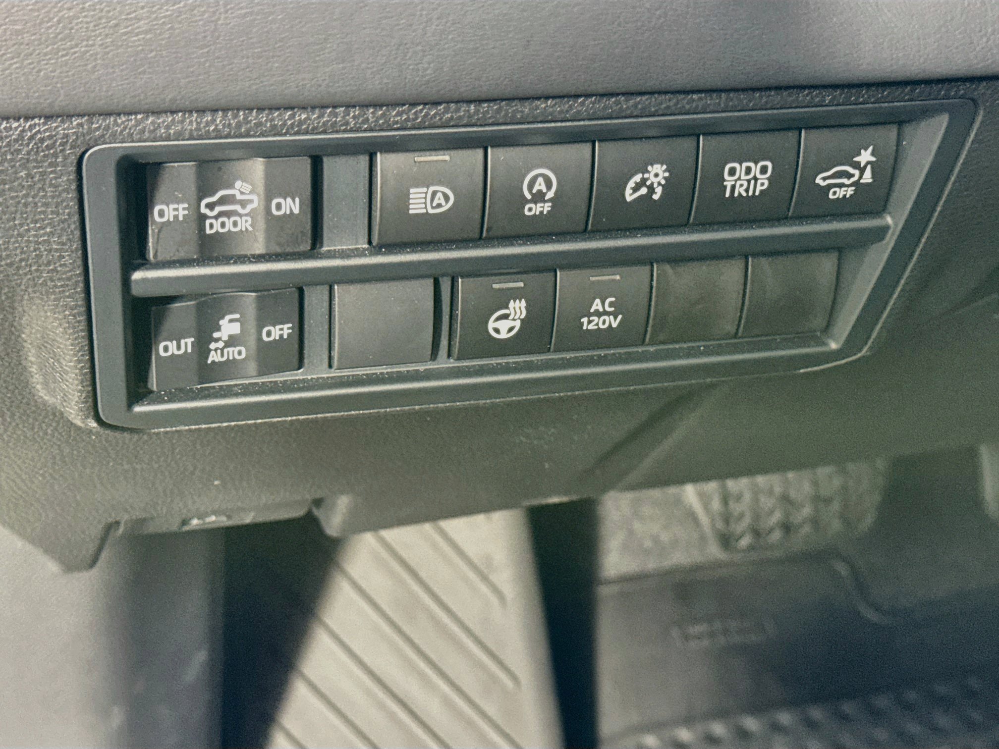 Certified 2026 Toyota Tundra Platinum AWD/4WD image 10