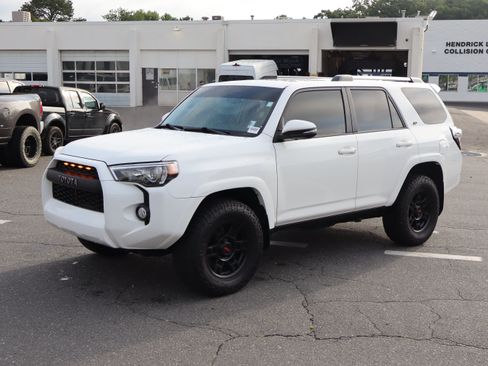 Used 2019 Toyota 4Runner SR5 Premium AWD/4WD image 5