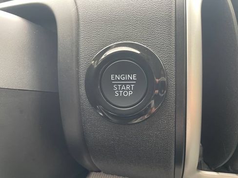 Used 2025 Ford Expedition Max Active RWD image 38
