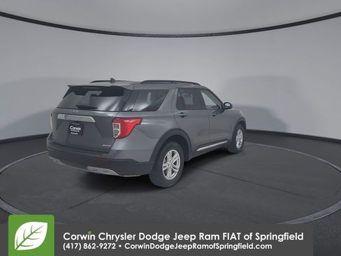 Used 2024 Ford Explorer XLT w/ Equipment Group 202A image 14