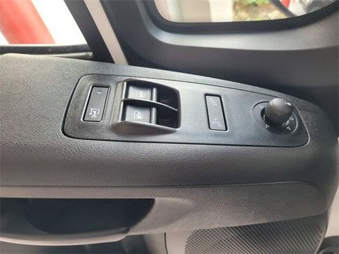 Used 2023 RAM ProMaster 2500 w/ Convenience Group image 21