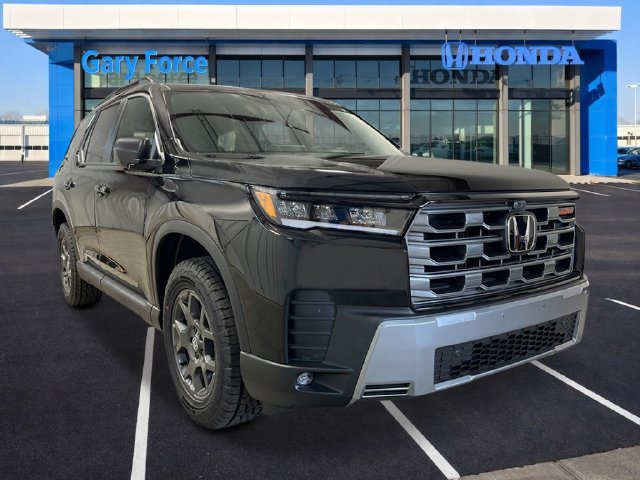 New 2026 Honda Pilot TrailSport image 9