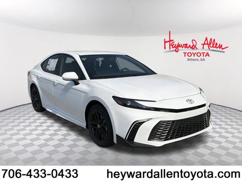 New 2026 Toyota Camry XSE FWD image 1